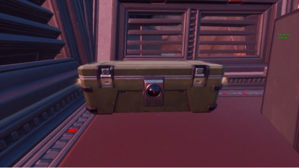 《堡垒之夜》在不同的间谍基地打开阵营锁定宝箱完成攻略2