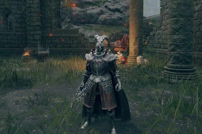 艾尔登法环开局选择什么套装3