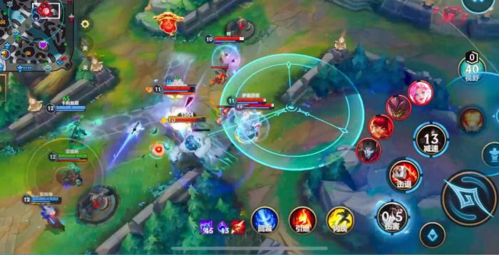 英雄联盟手游炸弹人前期怎么出装2