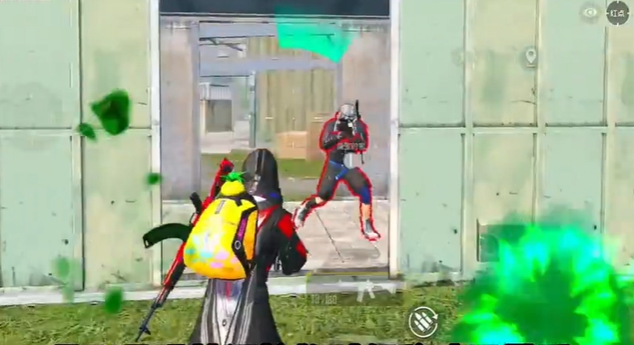 绝地求生手游怎么打移动目标1